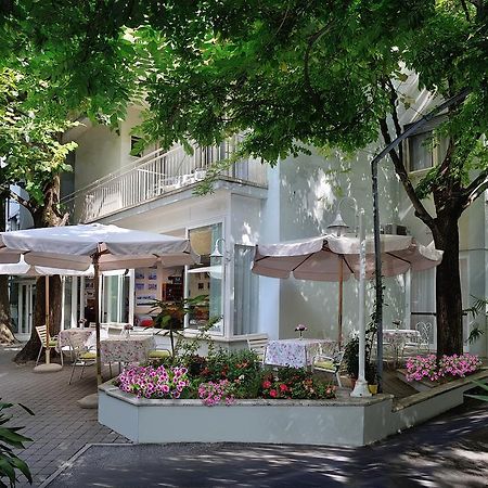 Hotel Capri Rimini Esterno foto