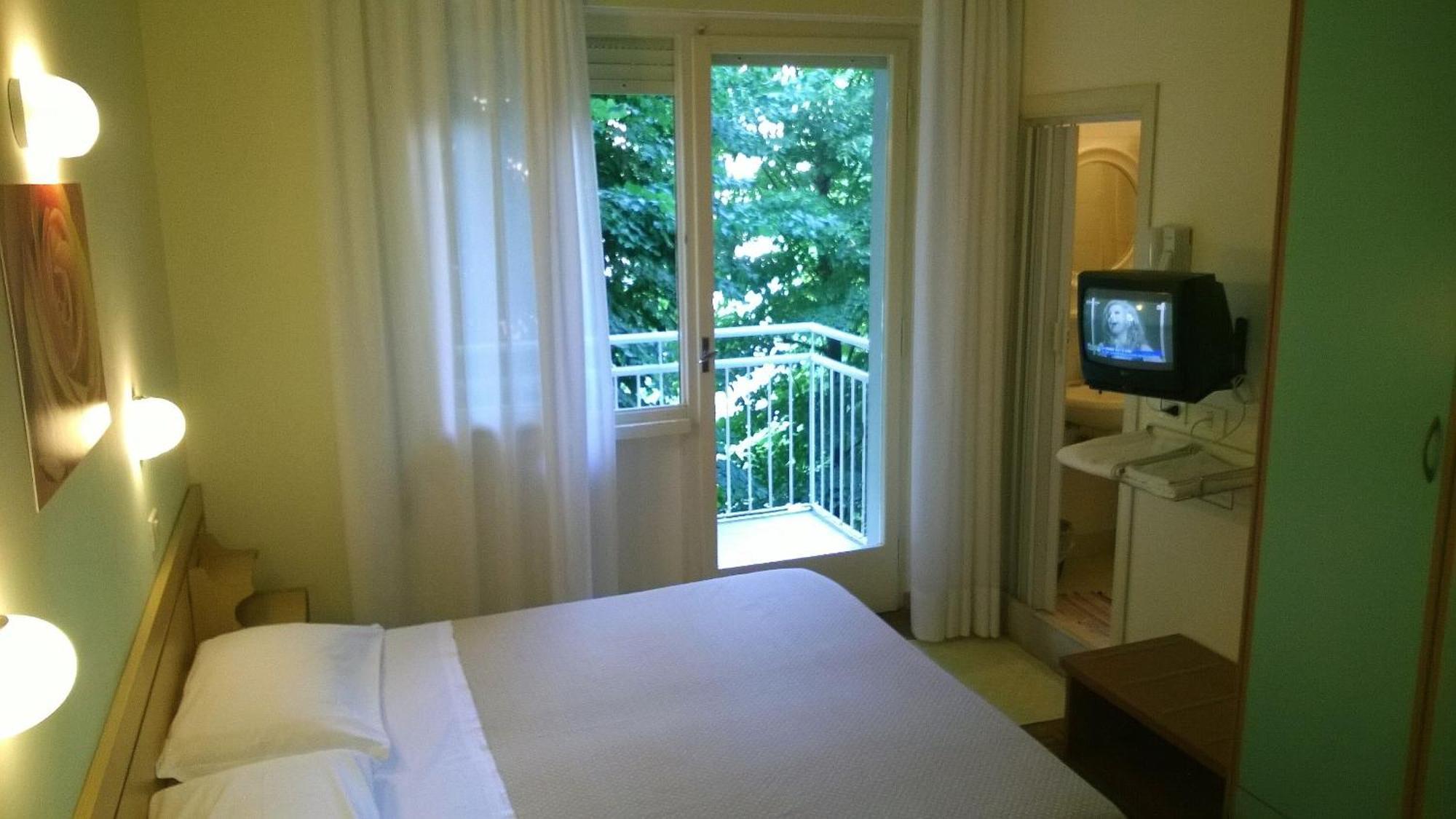 Hotel Capri Rimini Camera foto