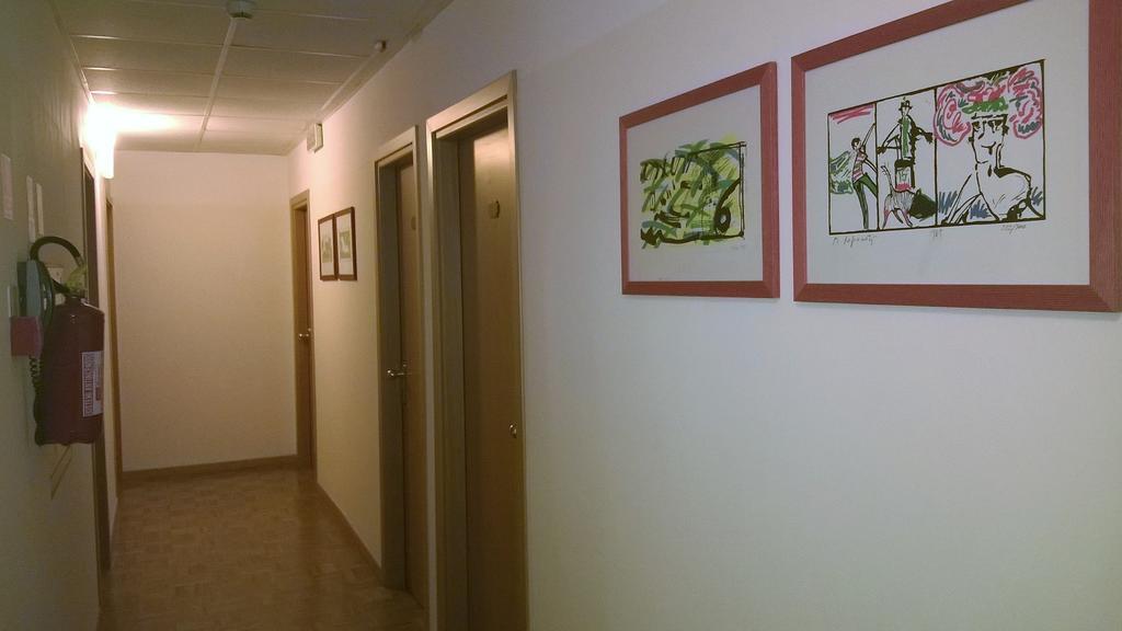 Hotel Capri Rimini Esterno foto